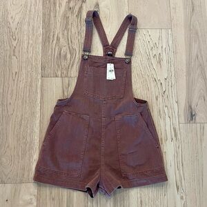 Aerie short brown overalls